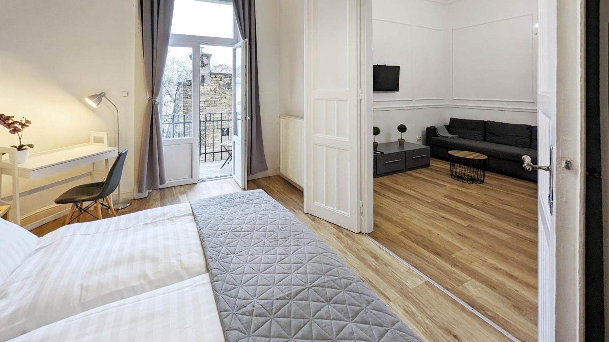 3 Room Apartment In The Beautiful Street Βουδαπέστη Εξωτερικό φωτογραφία