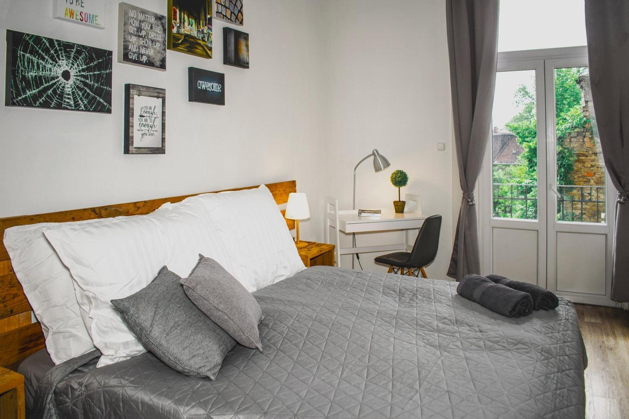 3 Room Apartment In The Beautiful Street Βουδαπέστη Εξωτερικό φωτογραφία