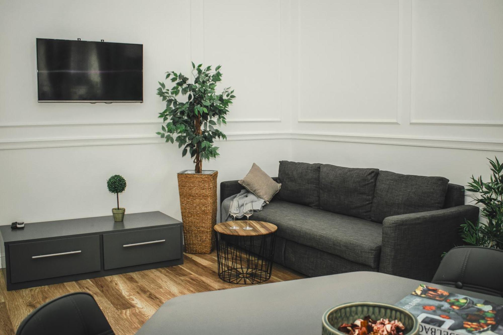 3 Room Apartment In The Beautiful Street Βουδαπέστη Εξωτερικό φωτογραφία