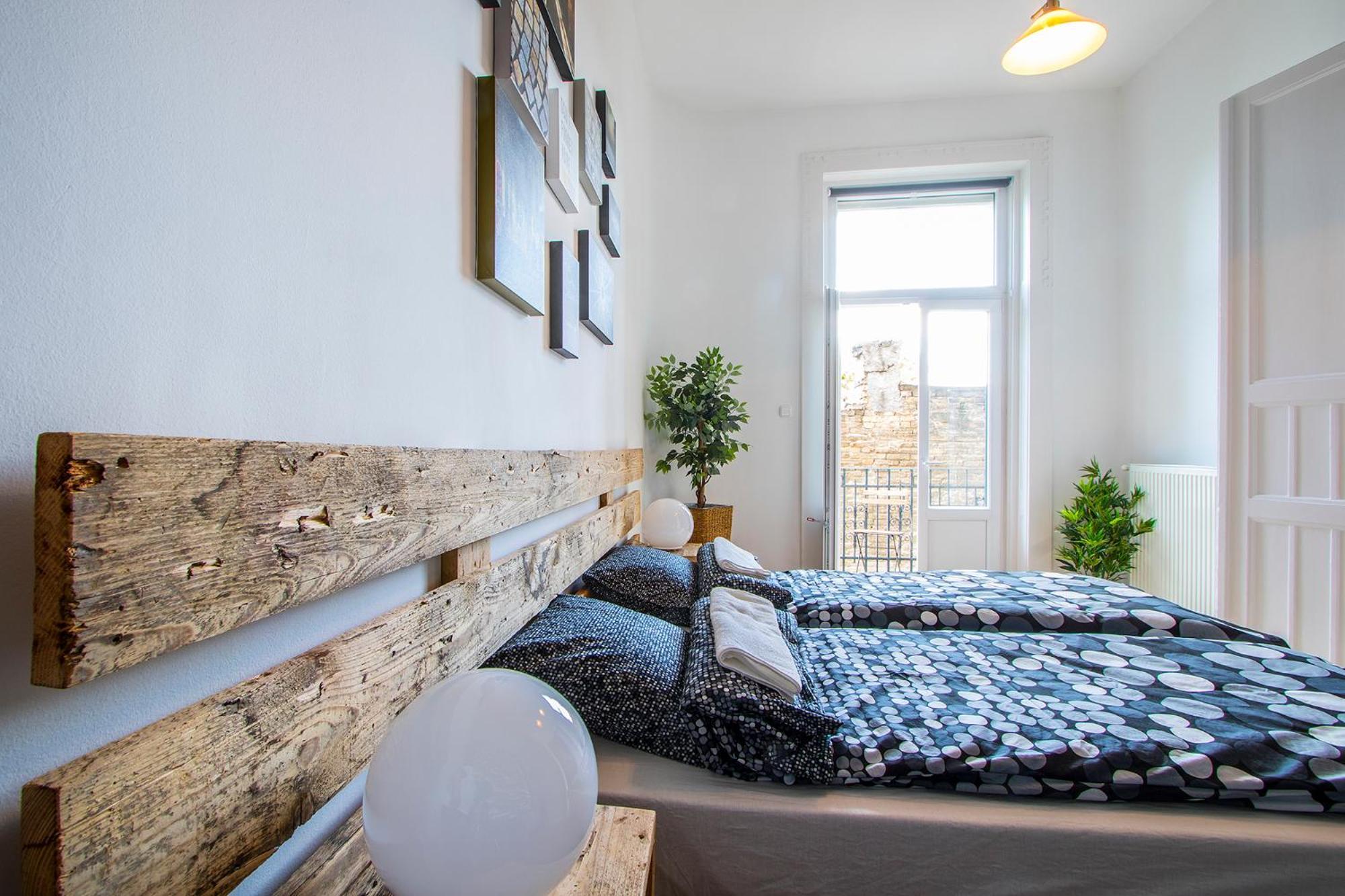 3 Room Apartment In The Beautiful Street Βουδαπέστη Εξωτερικό φωτογραφία
